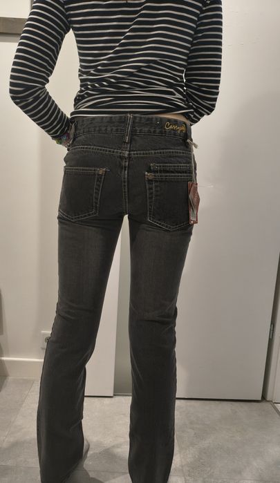 Spodnie  Carry nowe proste nogawki