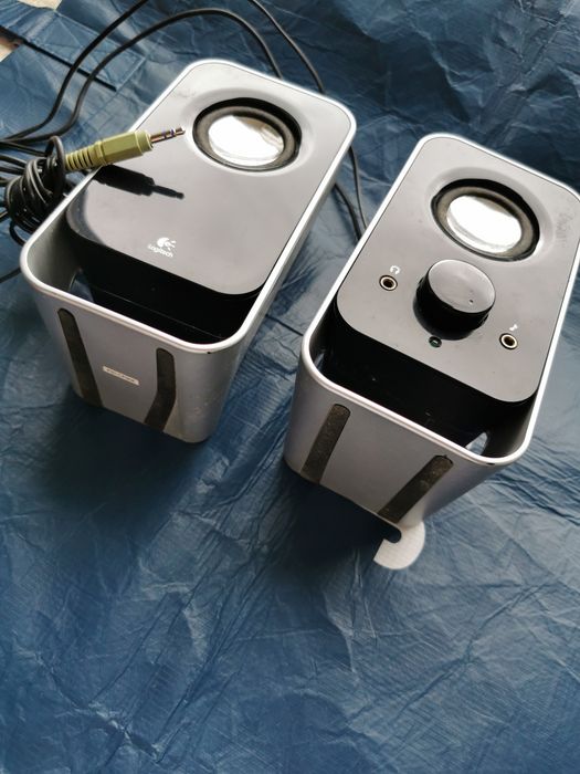 Colunas de som Logitec
