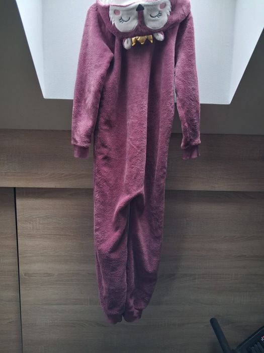 Kombinezon, piżamka, strój, onesie Smyk 140