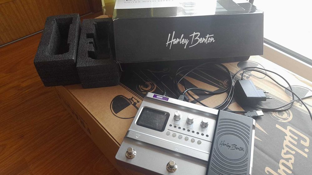 Harley Benton DNAfx GiT Multi Effects – Como Nova + Caixa