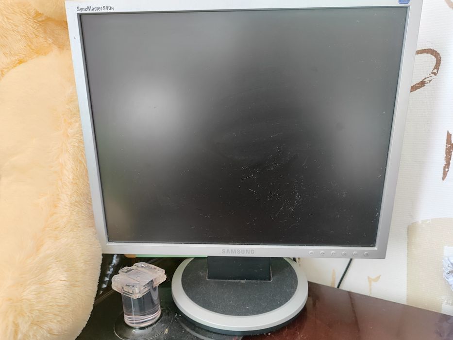 Samsung syncmaster940n