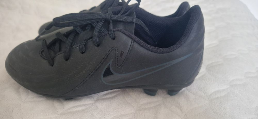 Korki do piłki nożnej Nike rozm.38 Phantom GX 2 Club