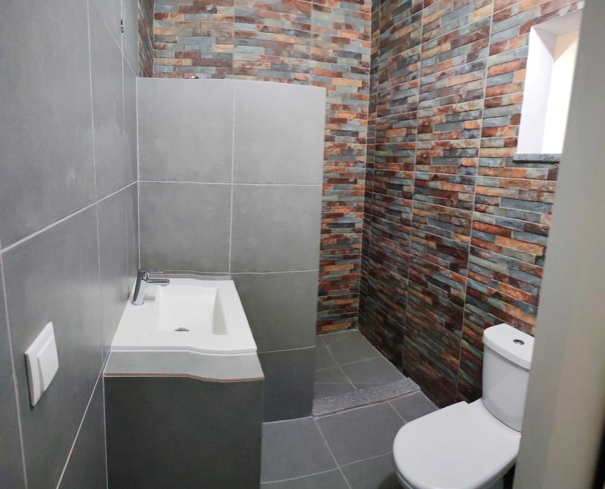 Moradia típica alentejana com quintal e anexos