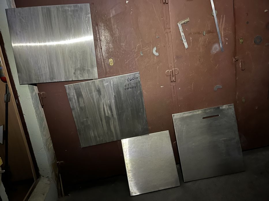 Лист пищевой нержавейки куски 1,5 мм