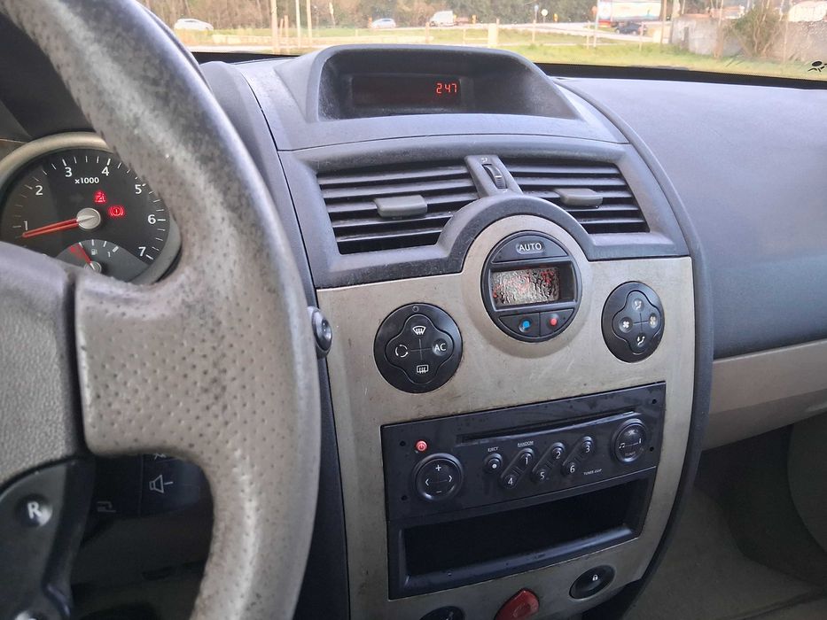 renault megane brek