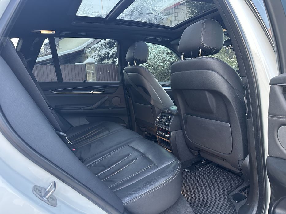 BMW X5 x Drive 40e 2017 року Plug-in Hybrid (PHEV)