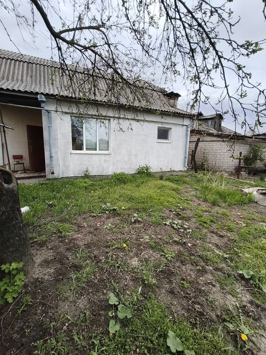 Продам будинок з усіма комунікаціями