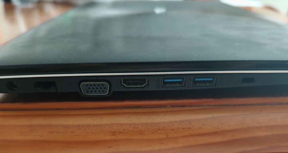 ASUS 15.6" | Core i3 | 8GB RAM | SSD 256GB | NVIDIA 2GB