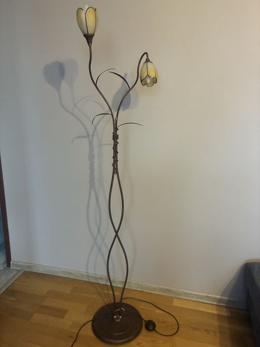 Sprzedam lampę stojącą