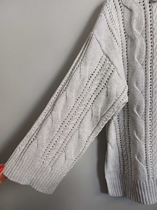 Sweter dziurkowany z kołnierzem sztos r. L/XL