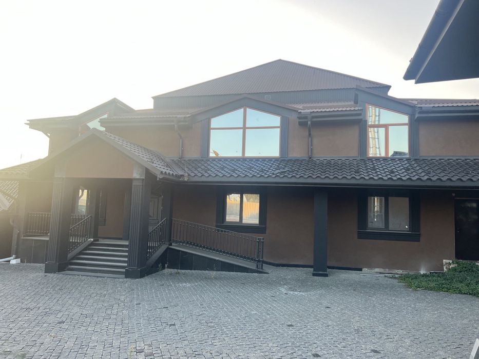 Здається в оренду приміщення