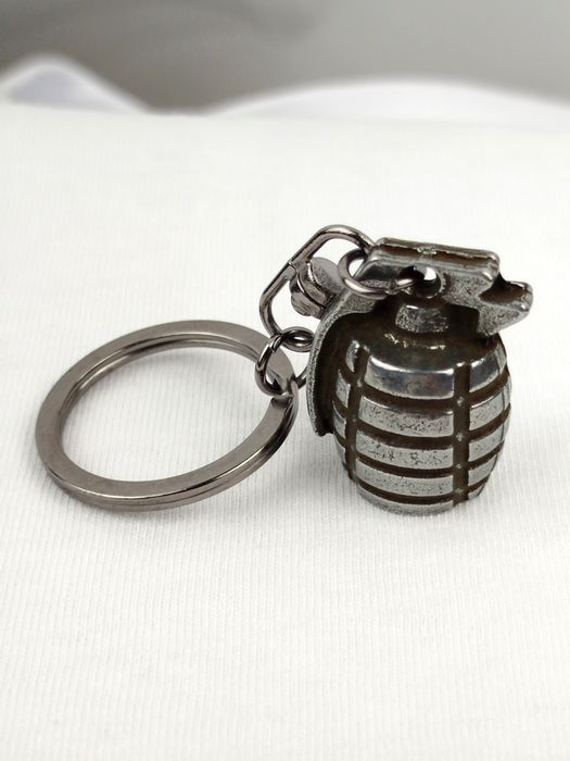 NOWY Brelok do kluczy breloczek srebrny granat prezent Vintage
