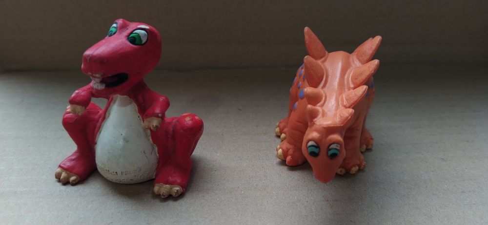 Lote de 2 Dinossauros em PVC Maia Borges