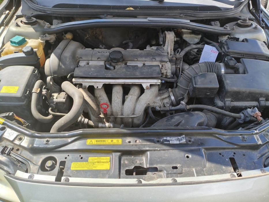 Volvo v 70 2,4 benzyna kombi