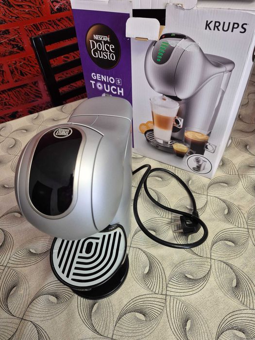 Maquina de Café krups Dolce gusto como nova