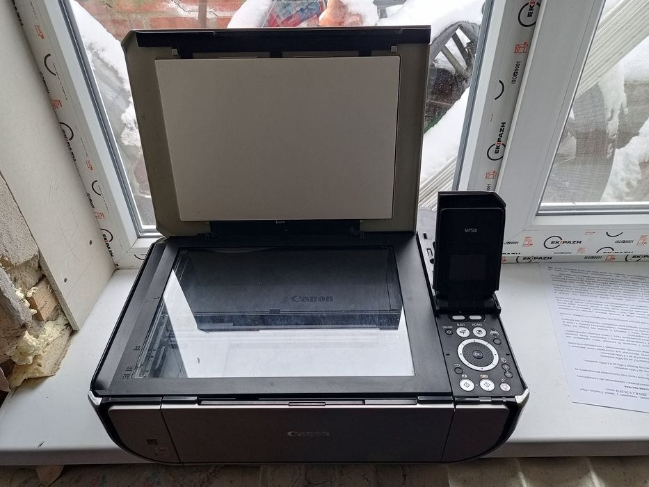 Продам принтер-сканер-ксерокс на забчастини