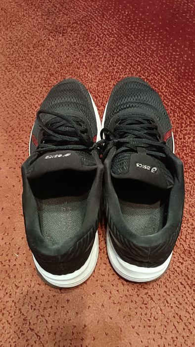Кросівки ASICS 44 розмір