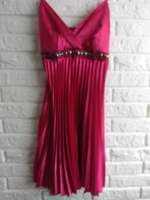 Sukienka  fuksja+ buty gratis