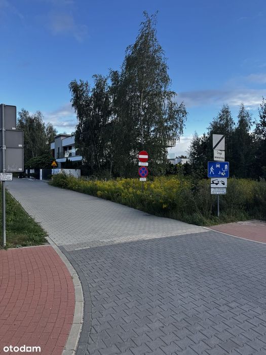 Działka budowlana w mieście z mediami - Widok 3