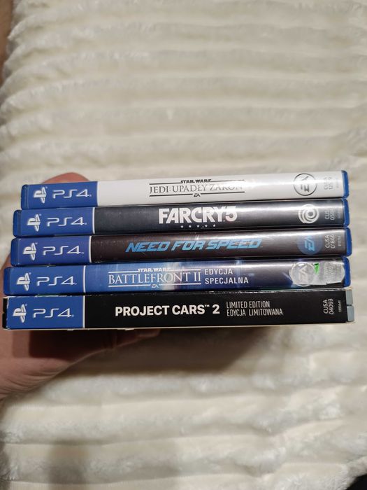 Gry do PS4 bardzo dobry stan