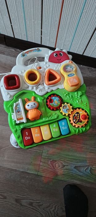 Розвиваючий столик