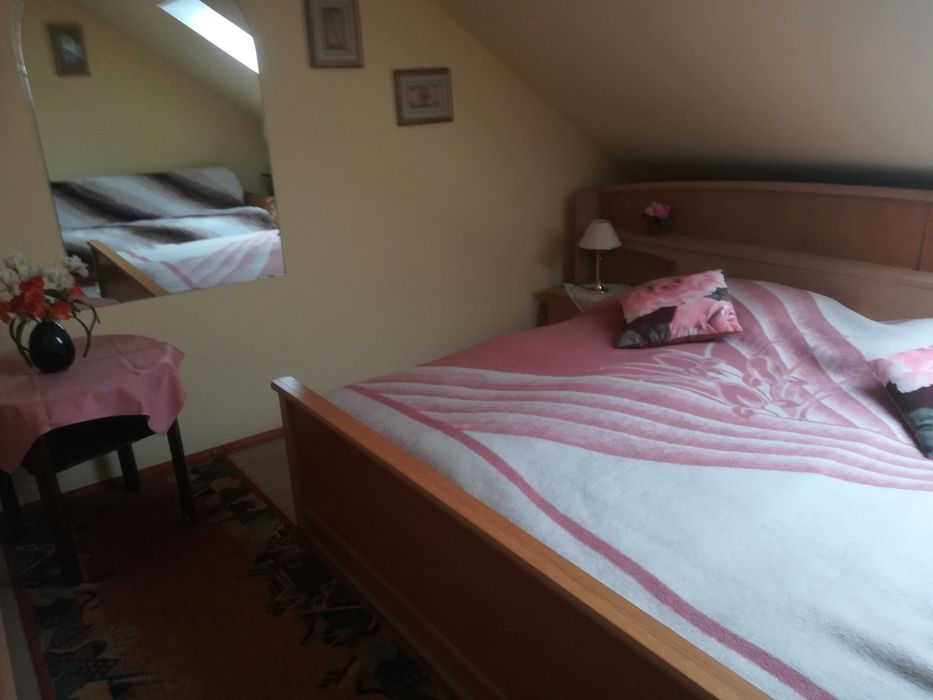 Pokoje gościnne. Apartamenty Sokolec) , Przygórze Góry Sowie,