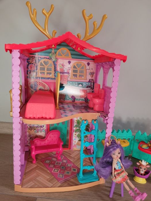 Domek Enchantimals lalka zwierzatko