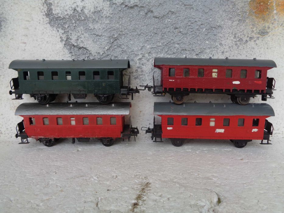 1:87 lote de 4 carruagens de passageiros rodados TRIX antigos