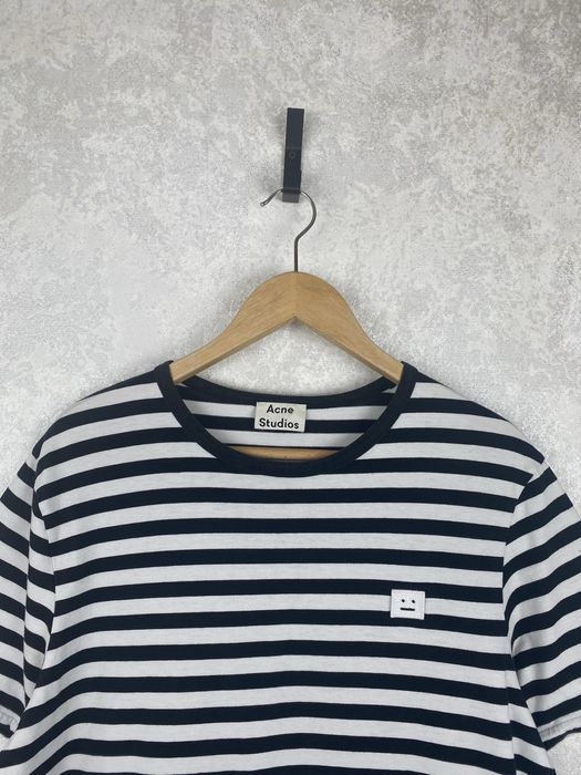 Чоловіча футболка Acne Studios в гарноум стані, оригінал L-XL