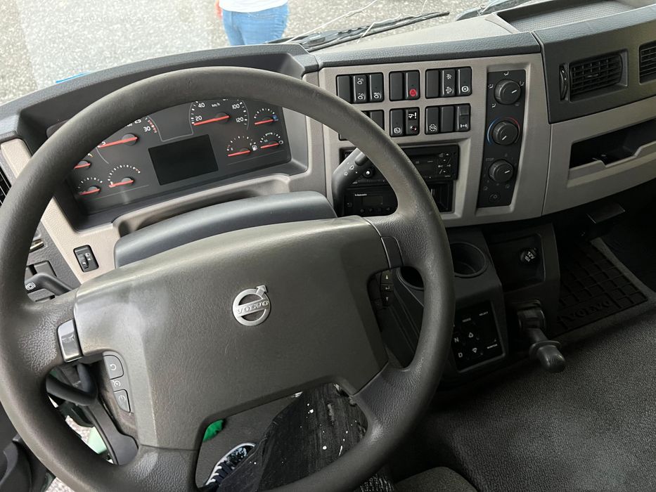 Volvo FL250 .2015 so 400 mil km