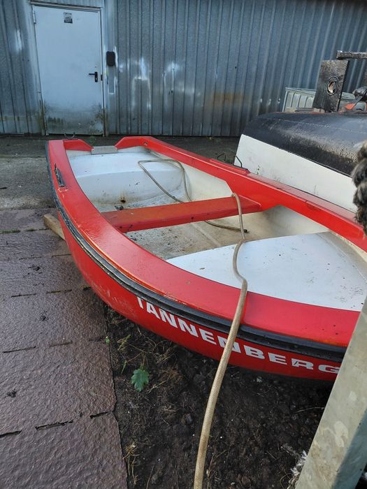 Szalupa pod silnik  lub wiosla