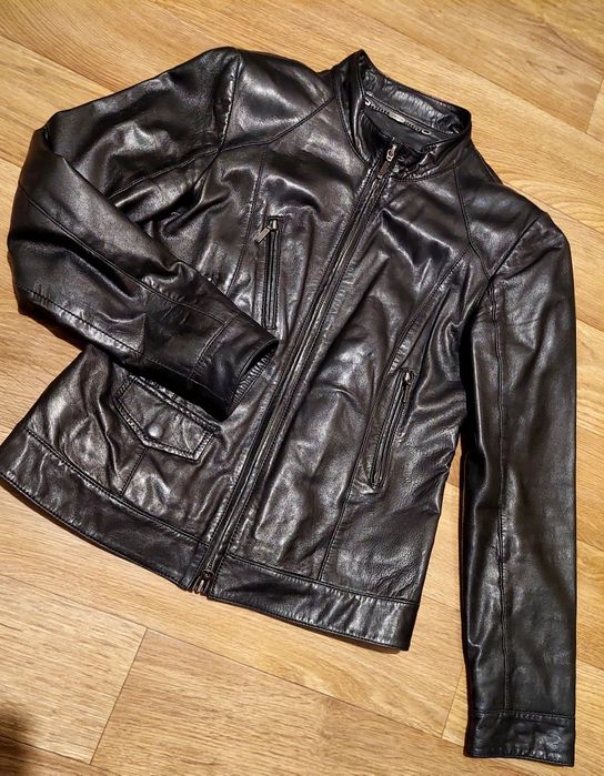 Куртка шкіряна жіноча