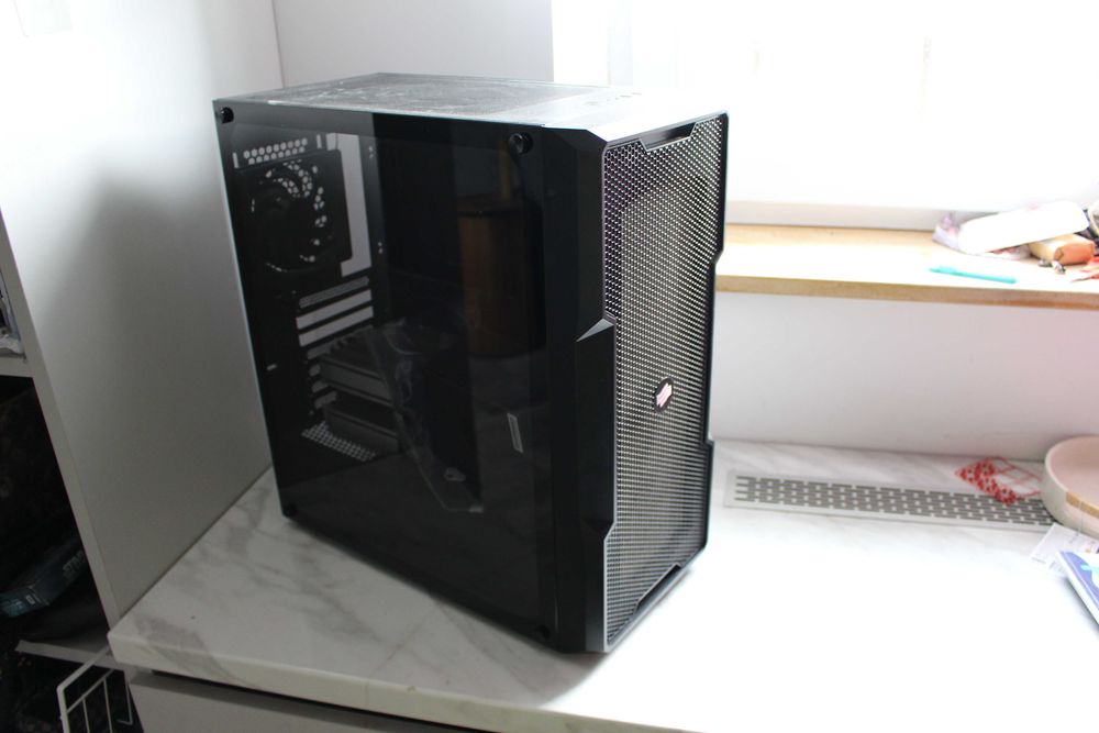 Obudowa ATX + zasilacz XPG