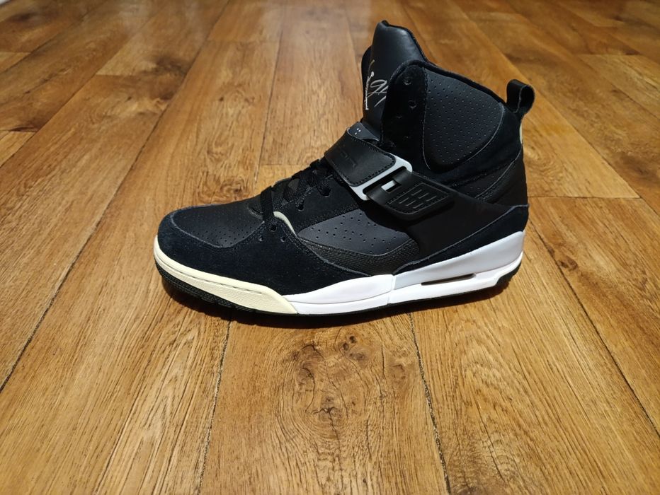 Кроссовки  Nike кожа.р 44.5