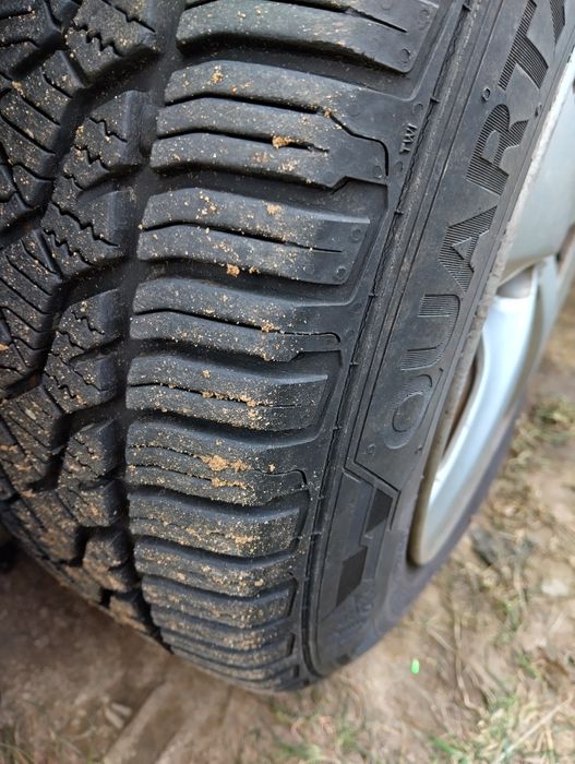 Volkswagen Golf 4  1.6 benzyna