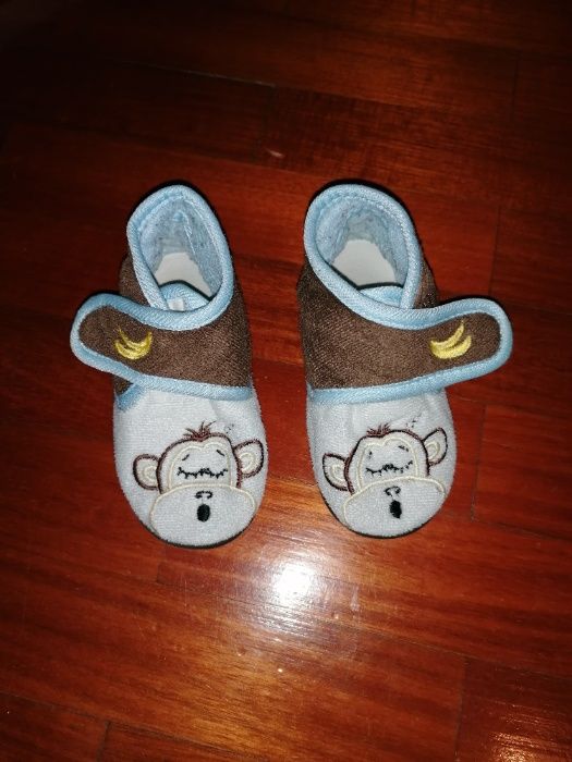pantufas de menino nº 24