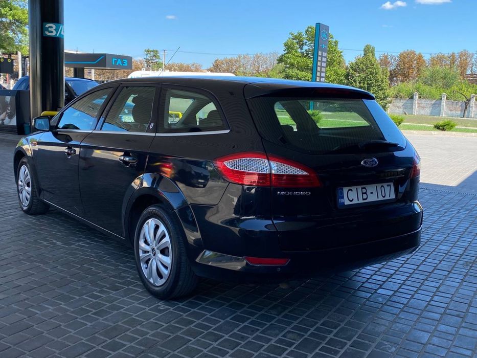 Продам Ford Mondeo 2010 год 2.0 турбодизель автомат  6 ступенчатый