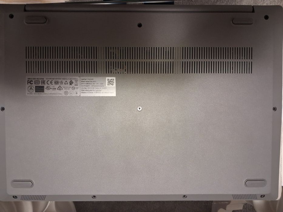 Lenovo Ideapad 3 15ADA05 como novo.