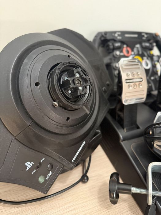 Kierownica Thrustmaster T300 RS GT Ferrari i Slide