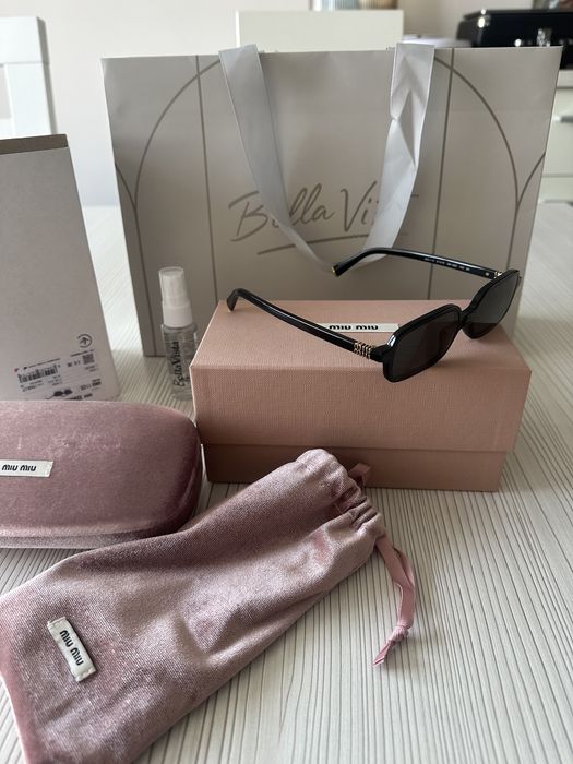 Оригінальні окуляри MiuMiu чорні