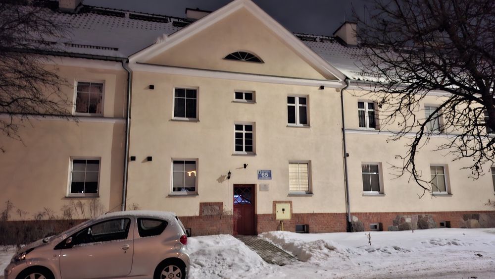 Mieszkanie po remoncie, nowe sprzęty, kuchnia od stolarza, niski czyns