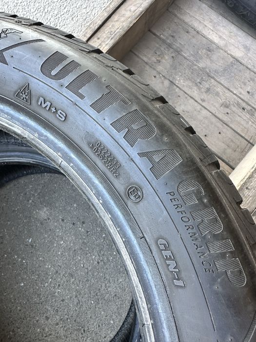 Шини 215 55 18 95T Goodyear Ultra Grip Performance комплект