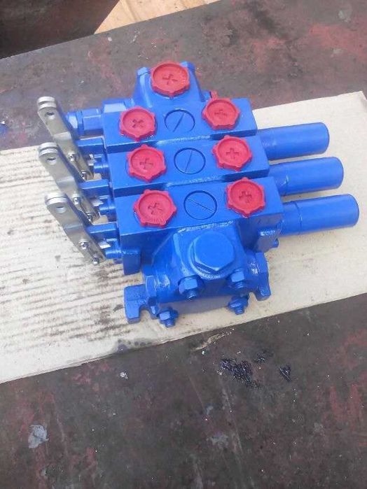 Гідророзподільник МТЗ,John ,Case,Claas, JCB,Р80,РП70,Р160,Р100