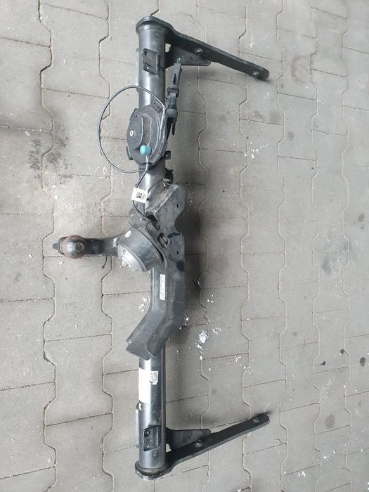 Vw Golf 7 VII Hak holowniczy elektryczny kula gniazdo