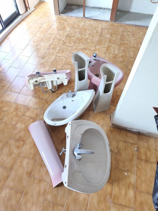 Vendo kit casa de banho usado