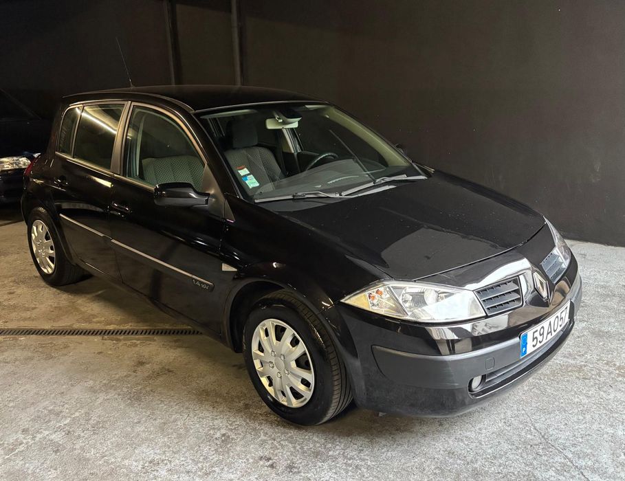 Renault Megane 1.4 Dinâmic 60 mil kms NOVO