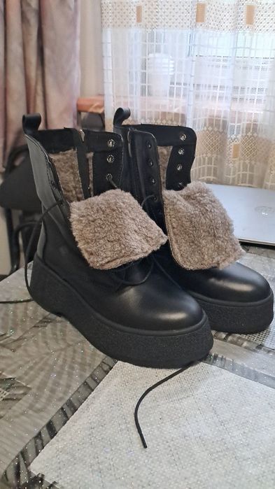 Черевики , сапоги , ботинки , черевики