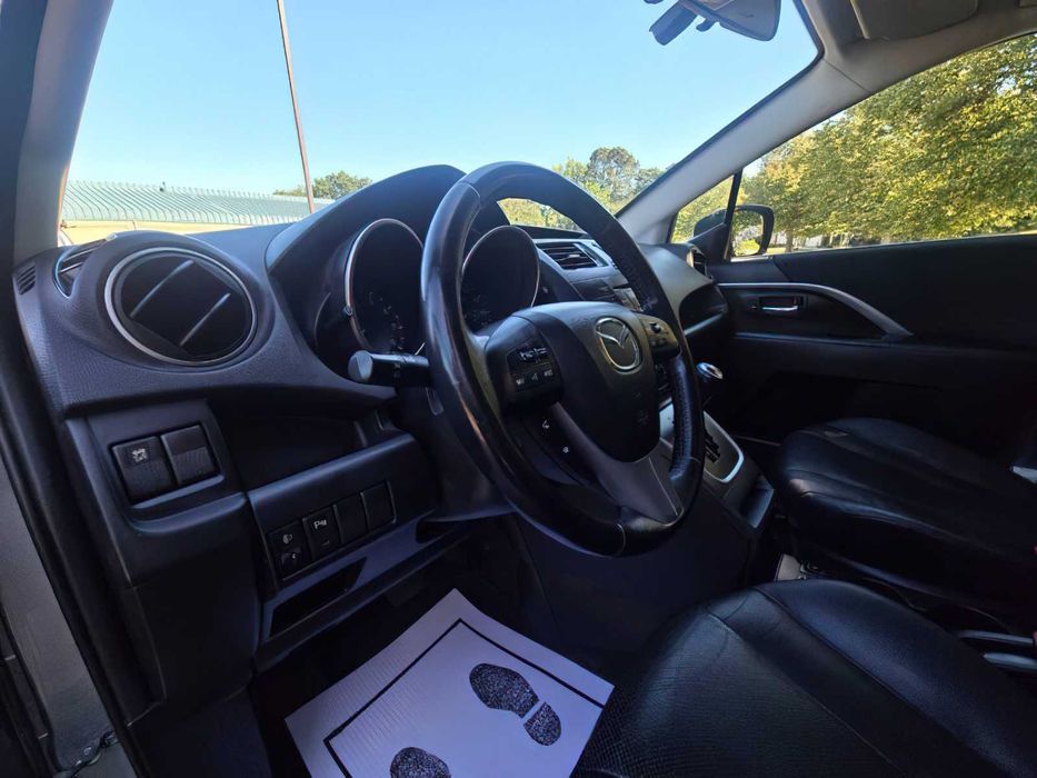 Mazda 5      2014