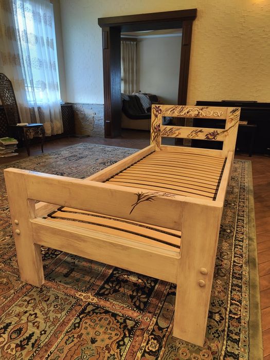 Дизайнерське односпальне ліжко 190*80