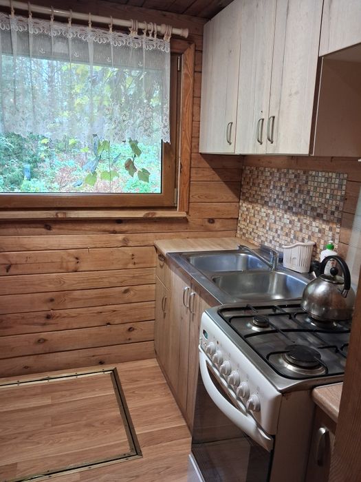 Domek PIRAMIDA  Kaszubach nad jeziorem Kruszynskim + balia jakuzzi